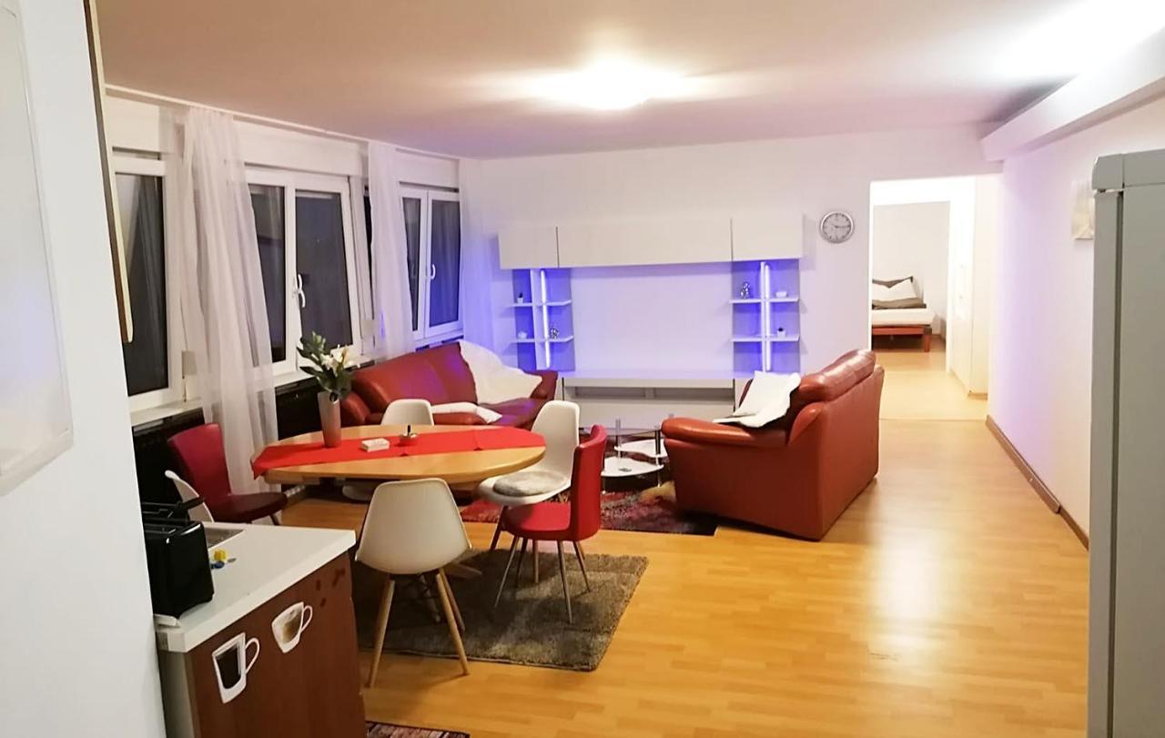 Gemuetliche Apartments In Niederdorfelden Exteriér fotografie