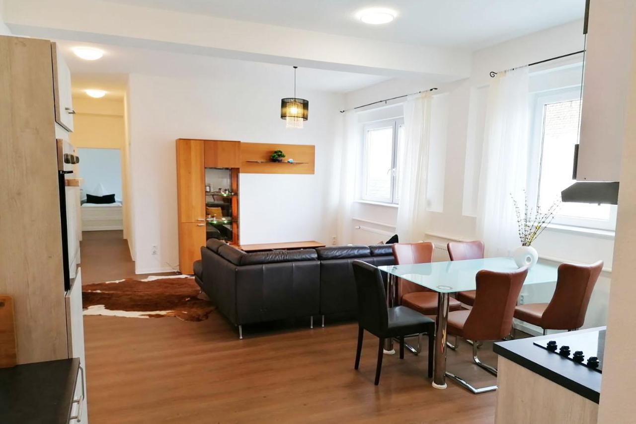 Gemuetliche Apartments In Niederdorfelden Exteriér fotografie